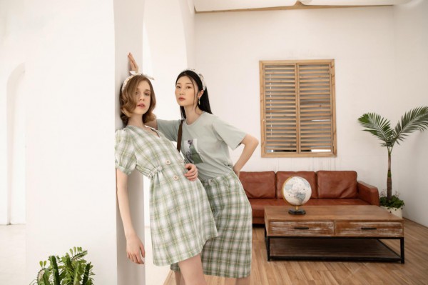 樱语茉莉绝了 凉快时髦还高级 穿衣达人都爱!