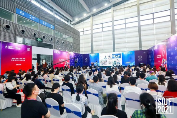 现场爆满的中国内衣设计师沙龙 “2022流行趋势”全在这儿了