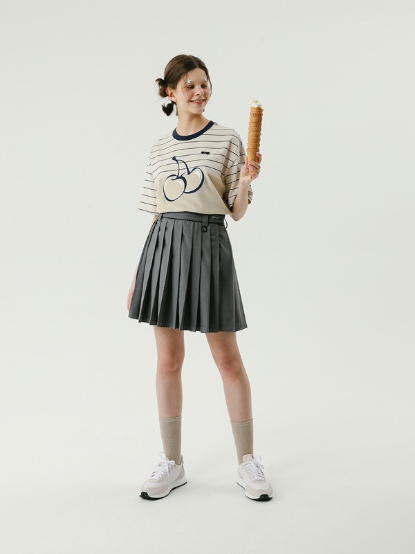 夏季必备时尚单品“条纹T恤”