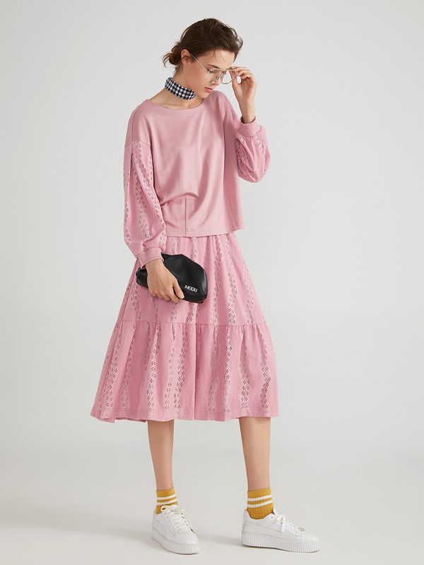 透气舒适的女生套装 蓝色连衣裙&粉色套装哪款更好看