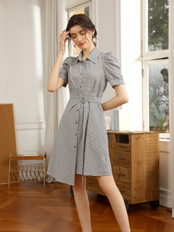 这个夏天什么连衣裙更好看 清新简约风更受欢迎