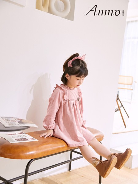 可爱大方的小裙子 更适合小朋友