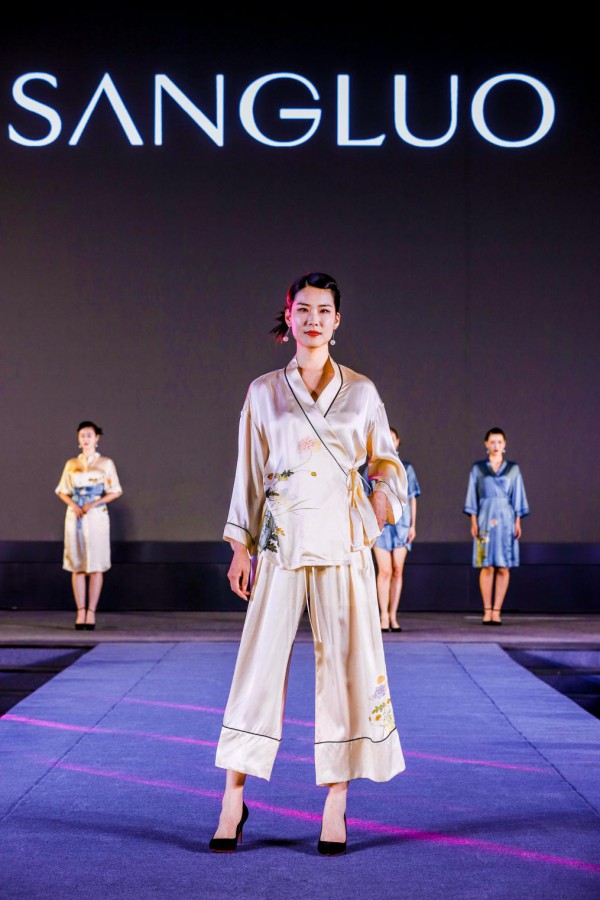 苏州最江南丝绸服饰设计大赛复赛昨晚开幕