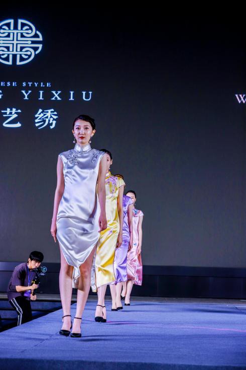 苏州最江南丝绸服饰设计大赛复赛昨晚开幕