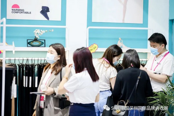 步履不停,热情不熄!中国（深圳）国际品牌内衣展·秋季展点燃内衣业新纪元