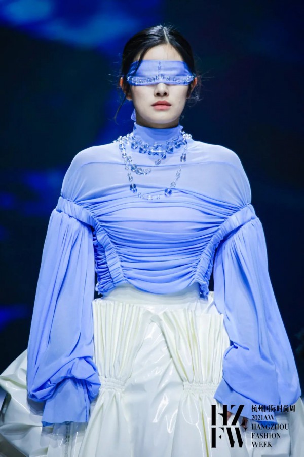 “重启.再生”浙江科技学院艺术设计与服装学院2021届服装与服饰设计毕业作品发布会