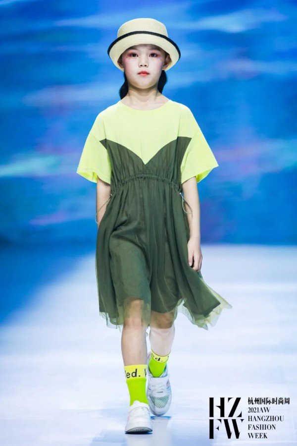 星空下的行走——WQKEKE X ️CZ KIDS联合秀