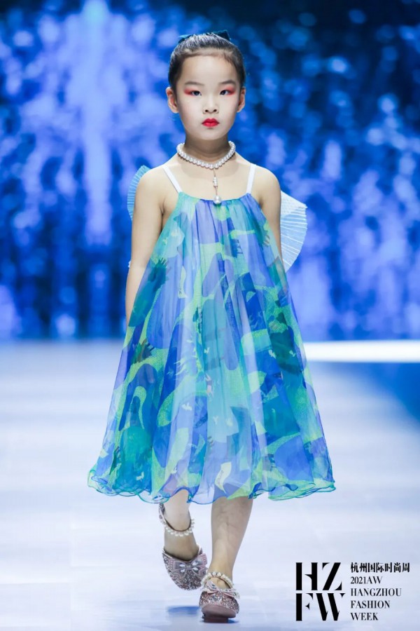 星空下的行走——WQKEKE X ️CZ KIDS联合秀