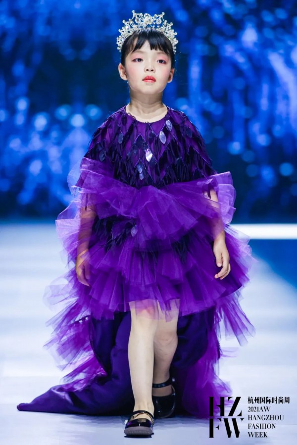 星空下的行走——WQKEKE X ️CZ KIDS联合秀