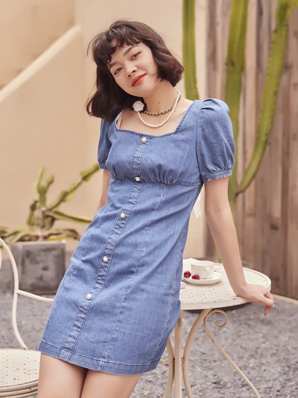 精致夏日小裙子 穿出迷人气质