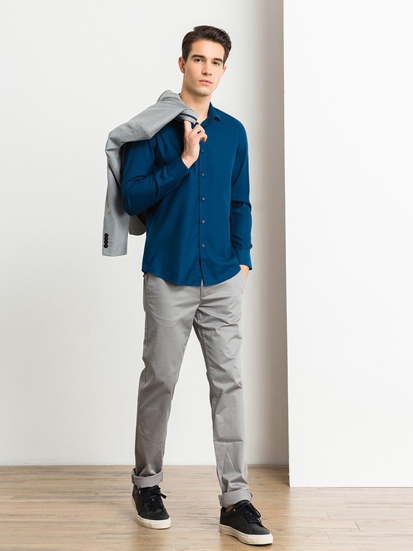 男装店导购需要具备什么 爱迪丹顿经典品质