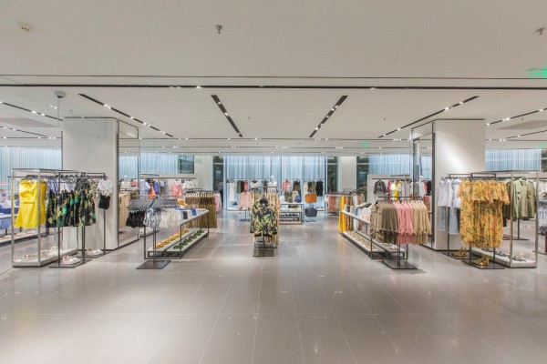 从大放异彩到裁员,闭店,破产 快时尚的风光或早已不再