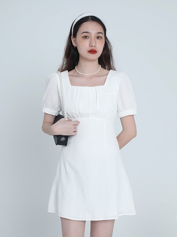 清爽初恋风连衣裙 这个夏天你一定要入手