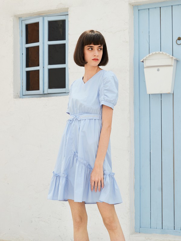 夏天小个子女生穿什么连衣裙比较合适?