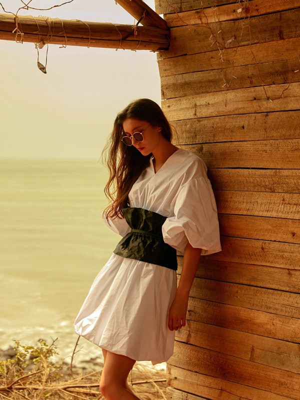 那些让人念念不忘的白色连衣裙你入手了吗?