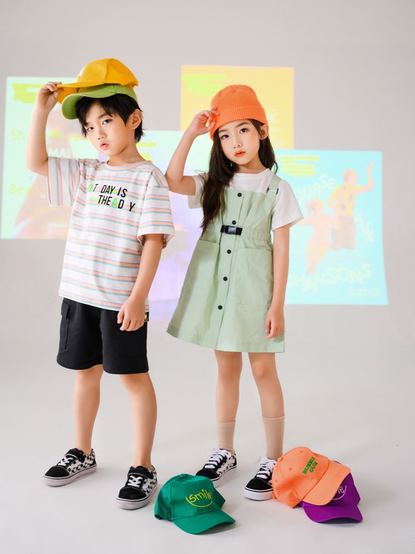 清爽俏皮的小裙子 快给你家孩子入手吧