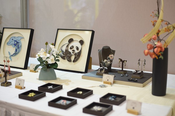 专访新旗艺创始人黄秋停:奇幻旅程中探寻新东方韵味