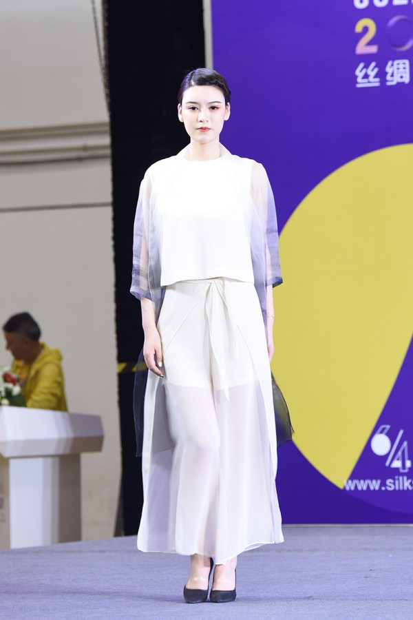 专访绣娘丝绸:山影水韵“苏州最江南”