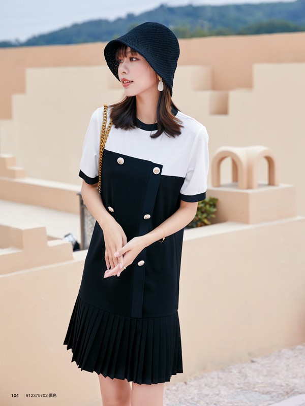 夏天穿什么裙子更加亮眼  布卡慕尚打造靓丽穿搭