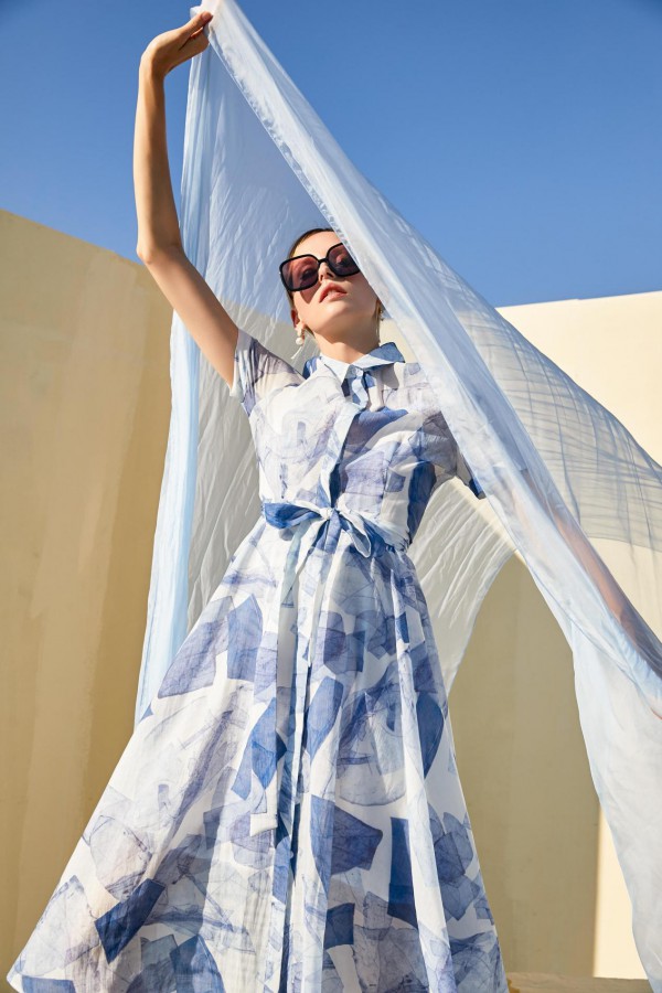 创业开店什么比较适合新手 闻讯女装不要太可!