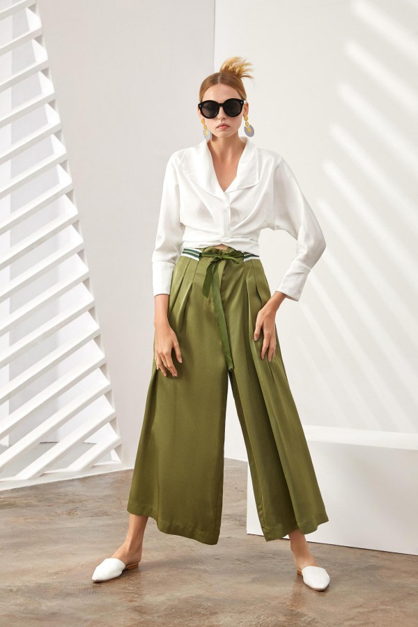 创业开店什么比较适合新手 闻讯女装不要太可!