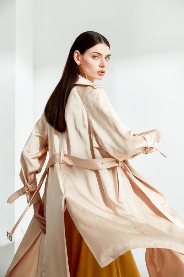 创业开店什么比较适合新手 闻讯女装不要太可!