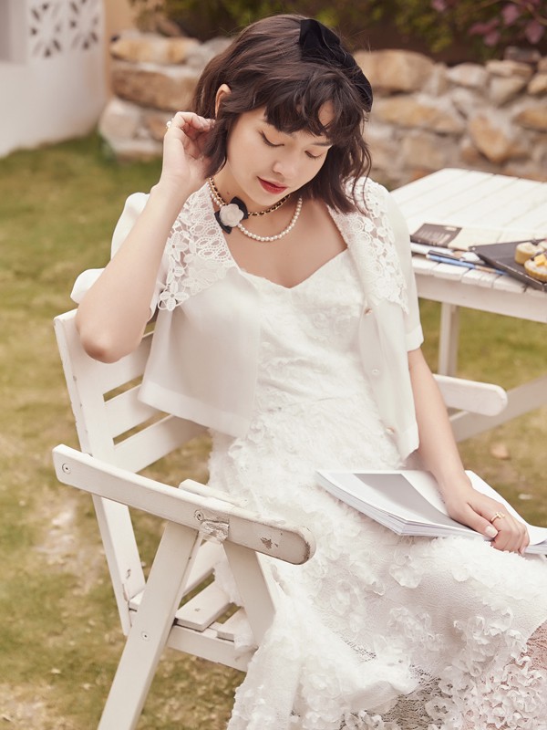 吊带连衣裙怎么挑选 这么搭配更好看