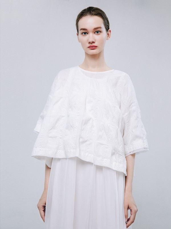 夏季半身裙怎么挑选 白色纱裙怎么搭配更气质