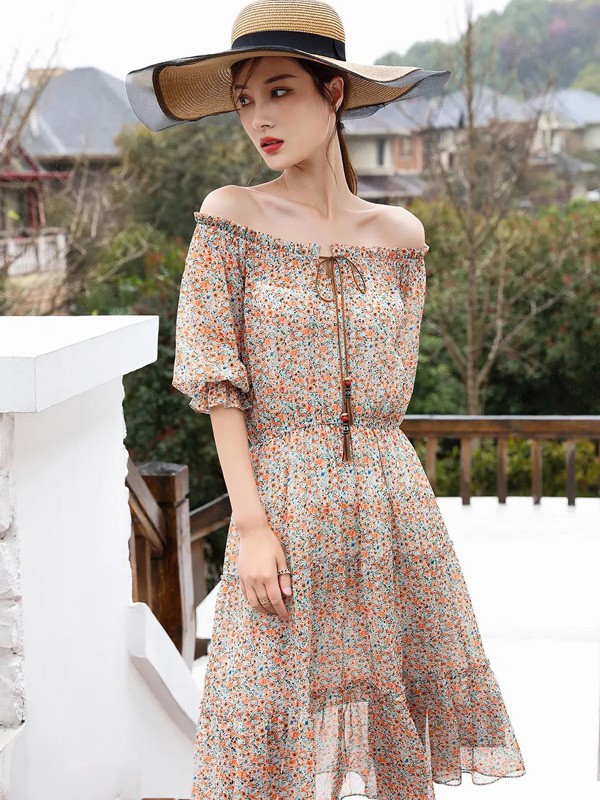 夏天碎花连衣裙怎么穿 什么款式的碎花裙更温柔