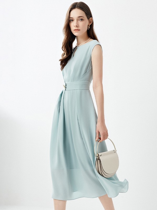浅色背心裙怎么挑选 绿色&蓝色裙子怎么搭配