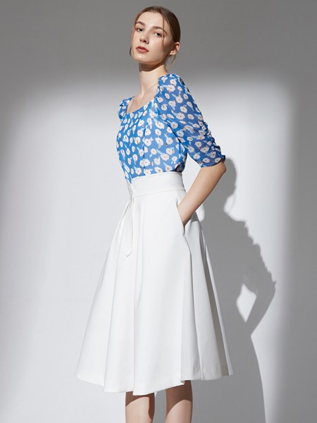 优雅极简风穿搭你get了吗