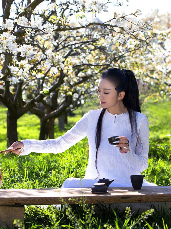 原创民族风女装加盟品牌有哪些 民族风女装的市场优势有哪些