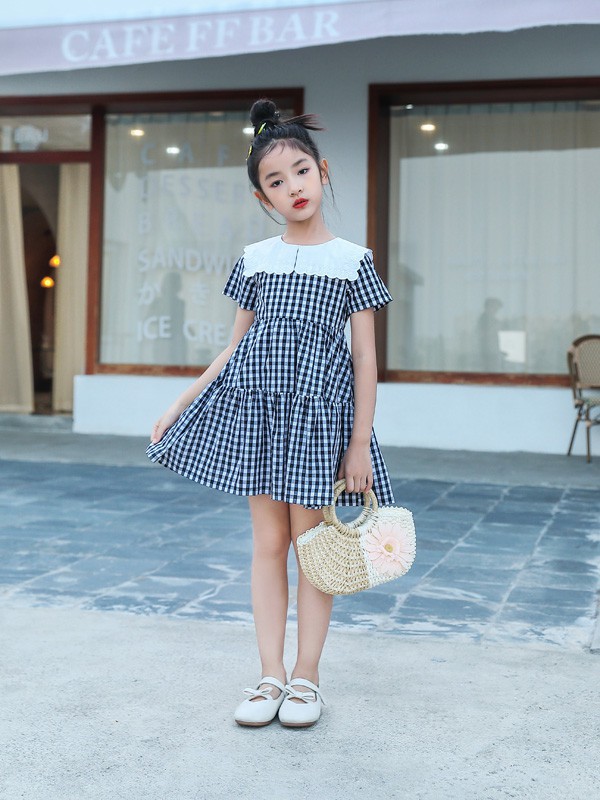 小女孩夏天适合穿什么衣服 连衣裙&T恤短裙夏日清爽搭配