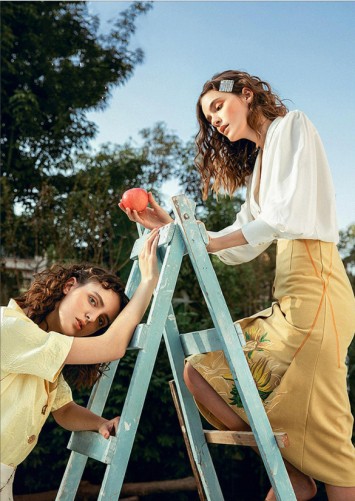 你如树林里的一丛荫凉丨闻讯女装淡雅系列