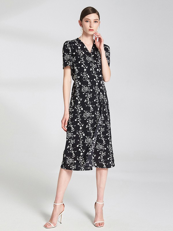 开折扣女装加盟店选爱弗瑞 十余年运用经营更具优势