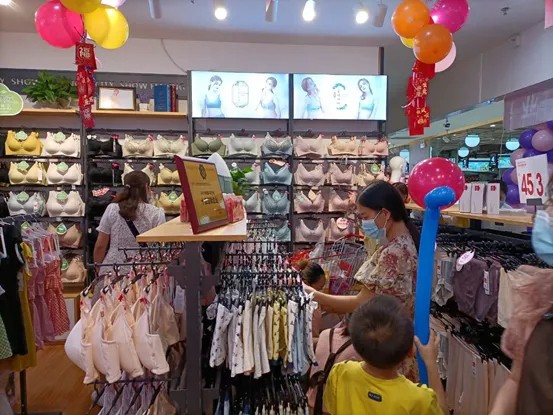 实体店逆势增长:都市新感觉分店开业,首日业绩破万!