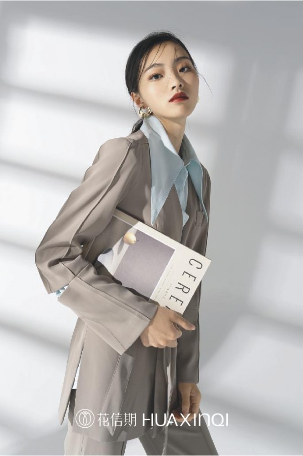 想要大气场小脸盘选什么?丨花信期都市女装