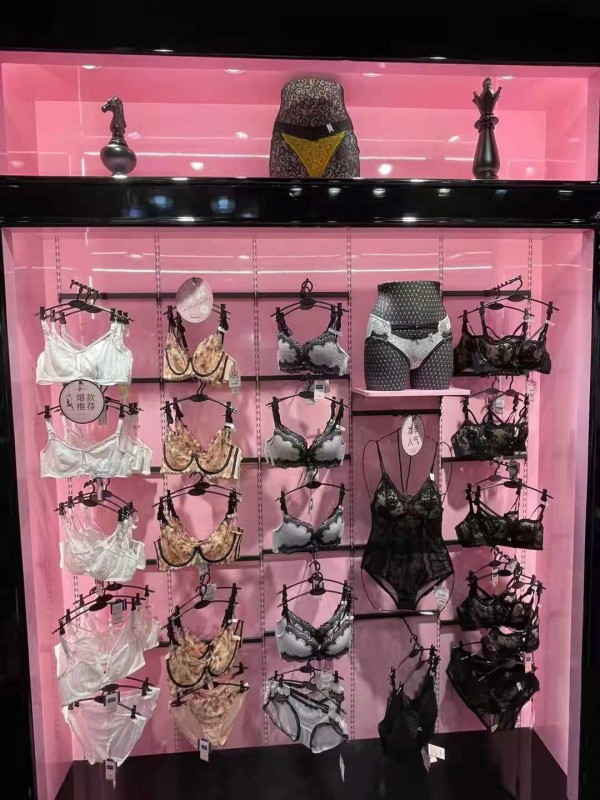 热烈祝贺布迪设计四店齐开!祝七月开业大吉,生意兴隆!