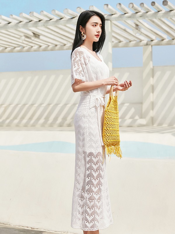 夏天纯欲风的白色连衣裙适合什么样的鞋子