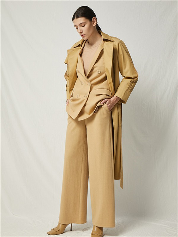 30 岁左右的职场女性是如何穿搭的?适合30岁之间的女性穿搭