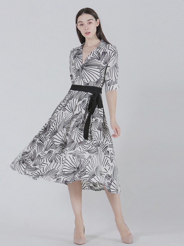 打造清新舒适的职场穿搭 选择Vesper Lynd女装