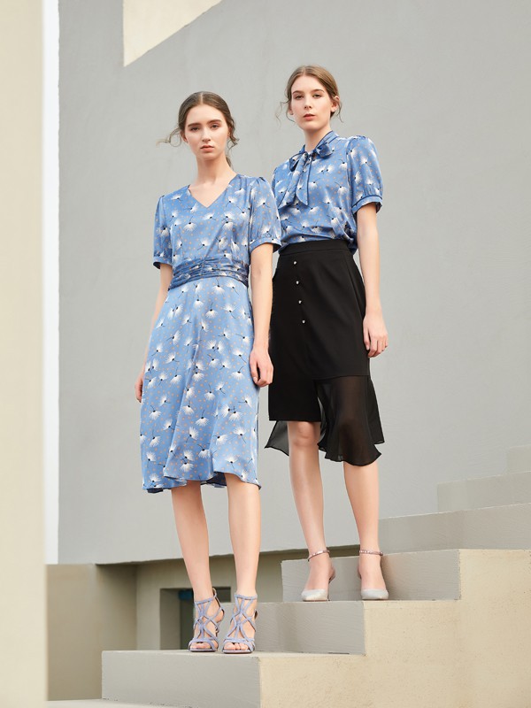 夏日半身裙配什么颜色的上衣好看 半身裙怎么挑选