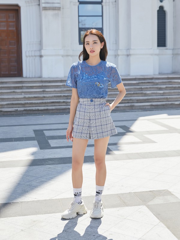 短裤适合搭配什么鞋子 什么上衣更适合