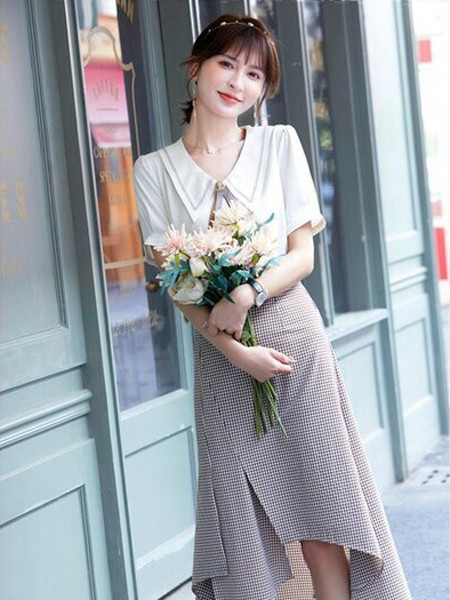 莉雅莉萨-LIYALISA