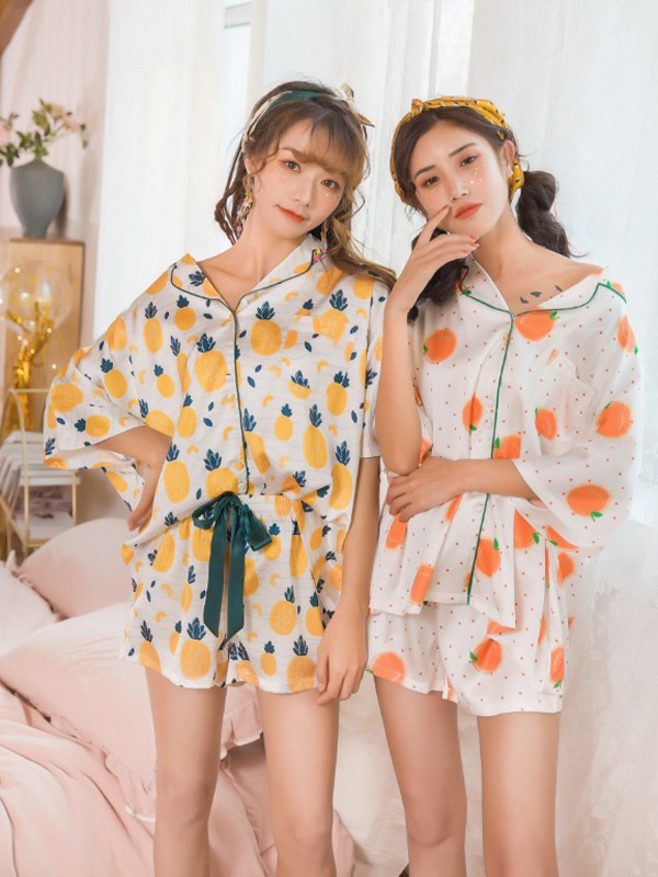 什么睡衣在夏天穿更舒服凉快 怎么选择合适睡衣