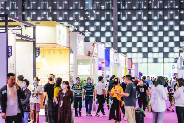 内外并举,第十七届上海国际袜交会推动构建行业“双循环”发展新格局