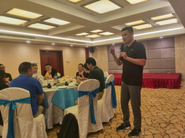 配饰行业首展 歌华展览上海帽子围巾手套展全国万里行启动—第一站义乌