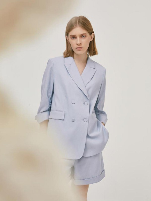 西装怎么穿更好看 职场女性如何打造气质穿搭