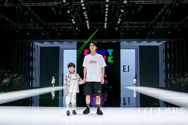 E.I一爱亲子时装 自由生长的艺术家