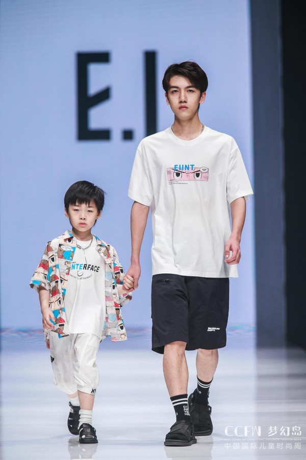 E.I一爱亲子时装 自由生长的艺术家
